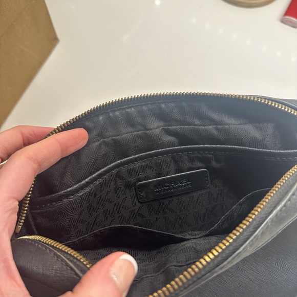 Jet Set Large Saffiano Leather Crossbody Bag Michael Kors - Picture 6 of 8